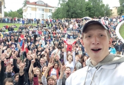 Студенты ВятГУ объединили музыкой 4 000 человек