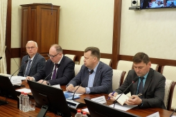 Председатель Совета ректоров вузов Кировской области, ректор ВятГУ Валентин Пугач представил делегации Совета Федерации Федерального Собрания РФ проект кампуса мирового уровня