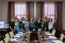 Студенты-переводчики ВятГУ прошли обучение по акселерационной программе «Экспортный форсаж» в рамках производственной практики