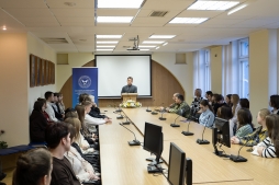 Более 200 студентов кировских вузов приняли участие в мероприятиях Международного межвузовского межрелигиозного форума 2025, проводимых в ВятГУ