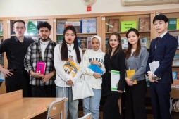 «Россия славится своими университетами»: иностранные студенты рассказали, почему стремятся поступить в ВятГУ