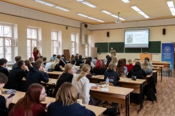 Роль беспилотников в СВО и гражданской жизни обсудили в Вятском государственном университете Роль беспилотников в СВО и гражданской жизни обсудили в Вятском государственном университете