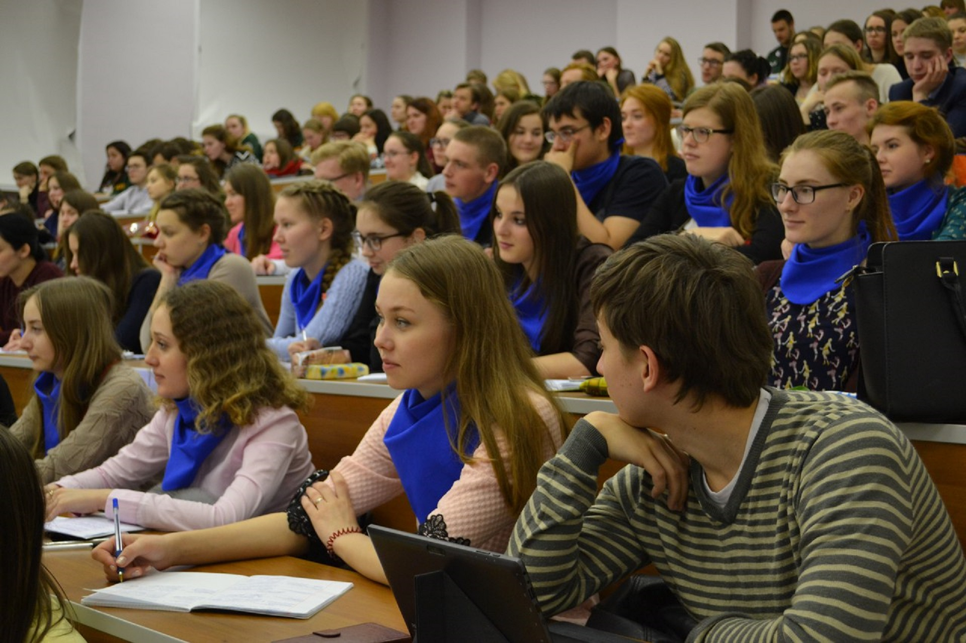 В ВятГУ более 300 студентов проходят обучение вожатскому мастерству