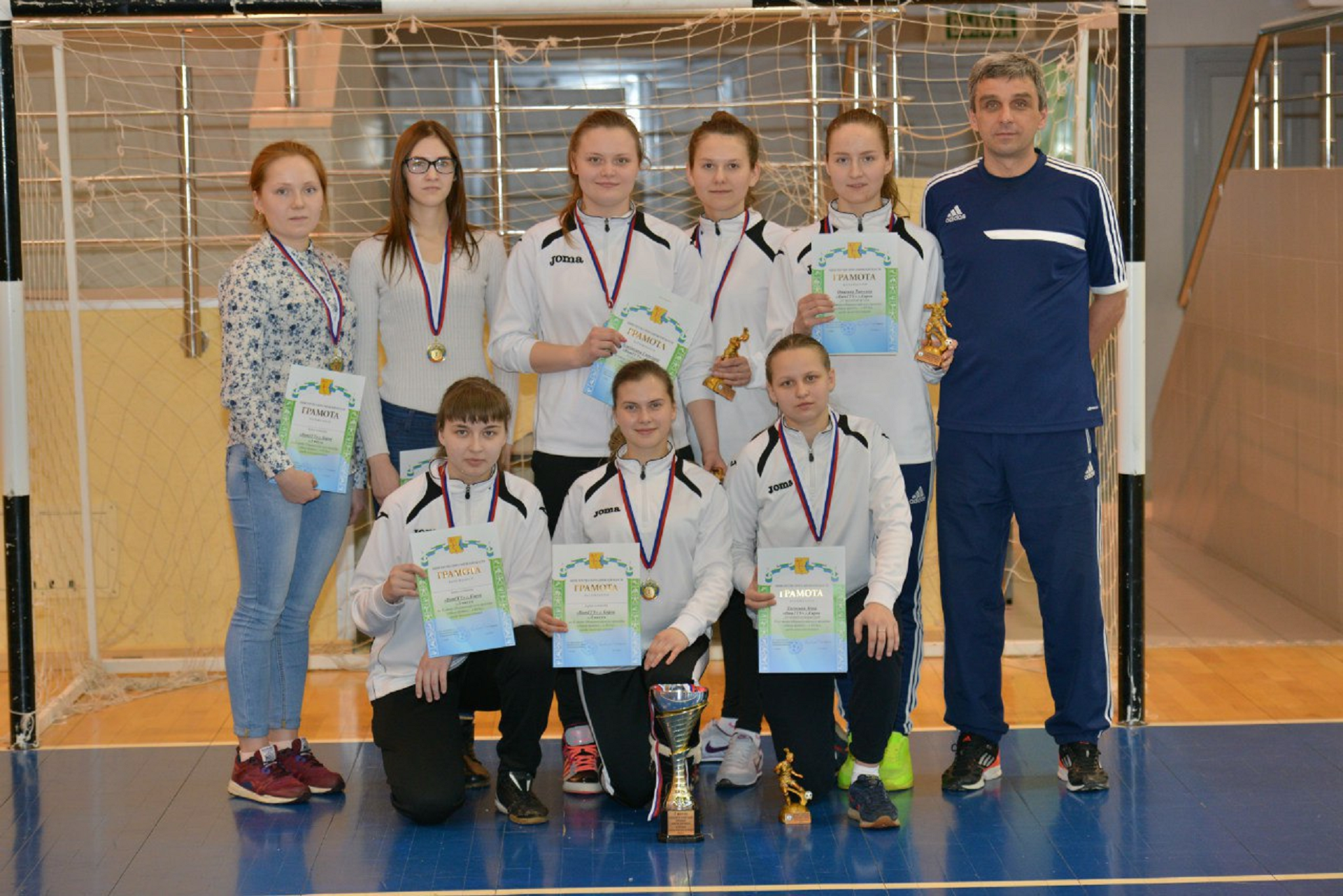 Женский студенческий мини-футбол в ВятГУ приближается к лидерам среди вузов ПФО 