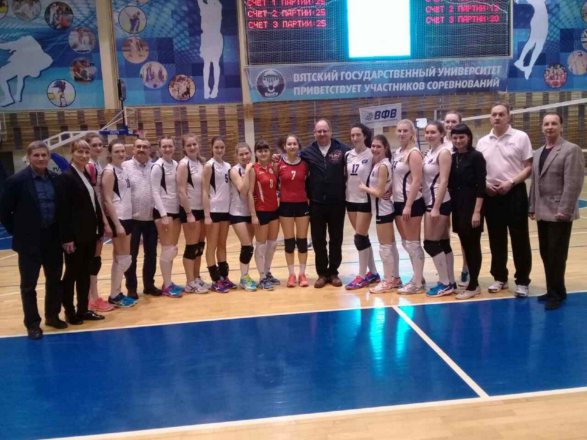 Сборная ВятГУ по волейболу успешно выступила на чемпионате России 