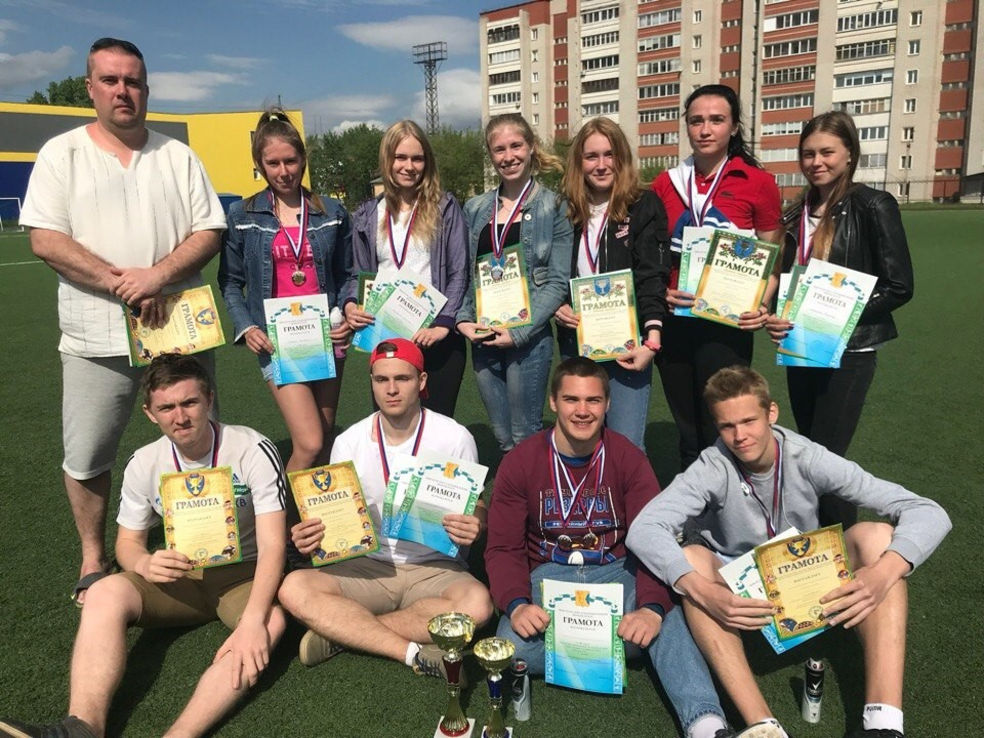 Легкоатлеты из колледжа ВятГУ стали победителями и призерами областной спартакиады студентов СПО 