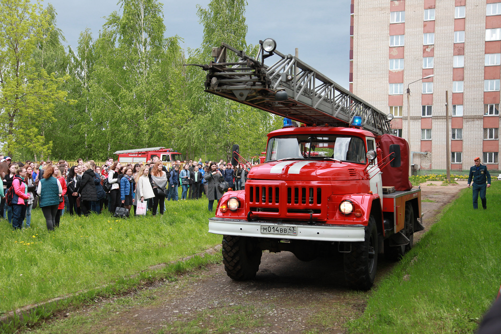 В ВятГУ прошли учения по эвакуации при пожаре