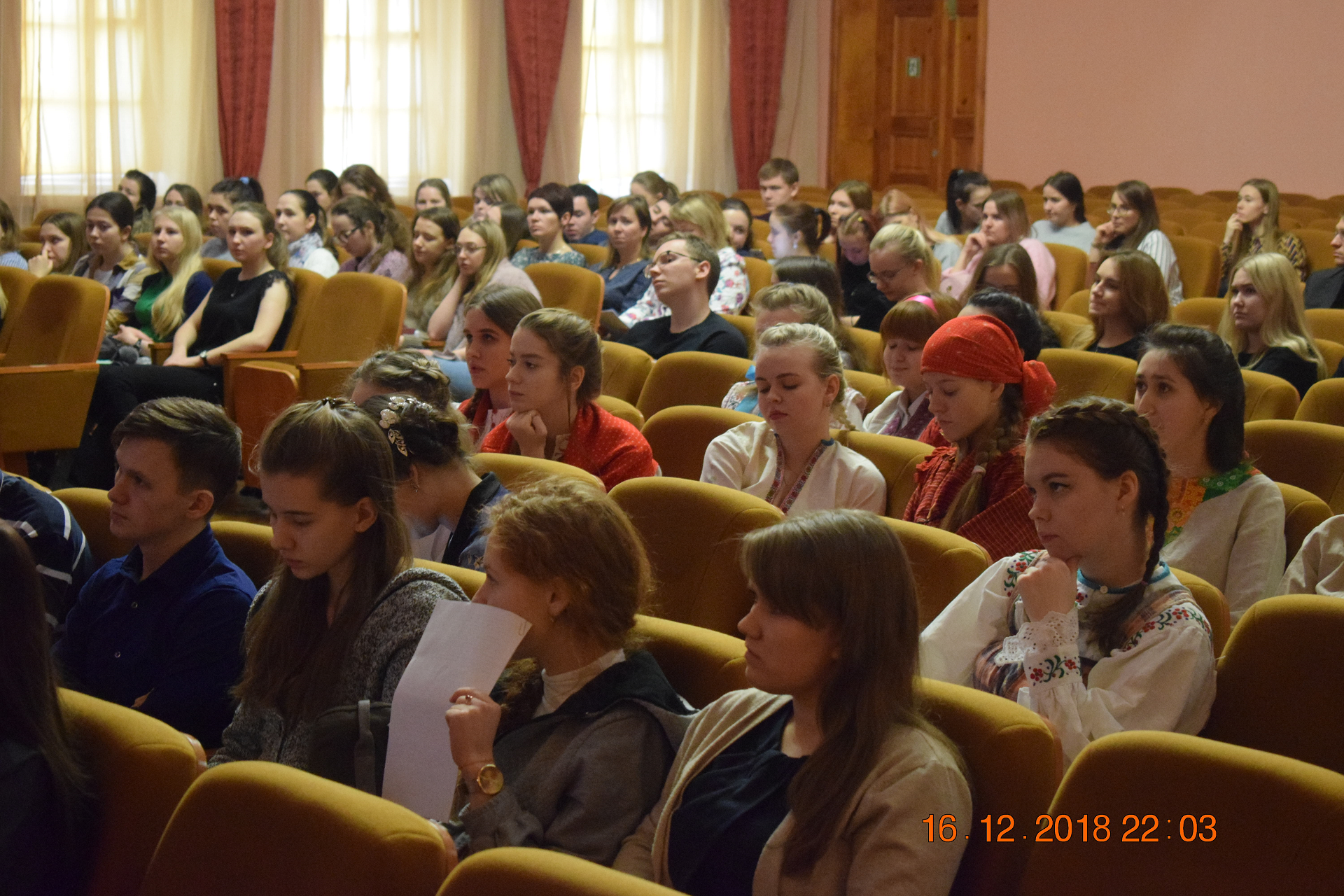 В опорном университете Кировской области обсудили актуальные вопросы научно-исследовательской и проектной деятельности студентов в этнокультурной сфере