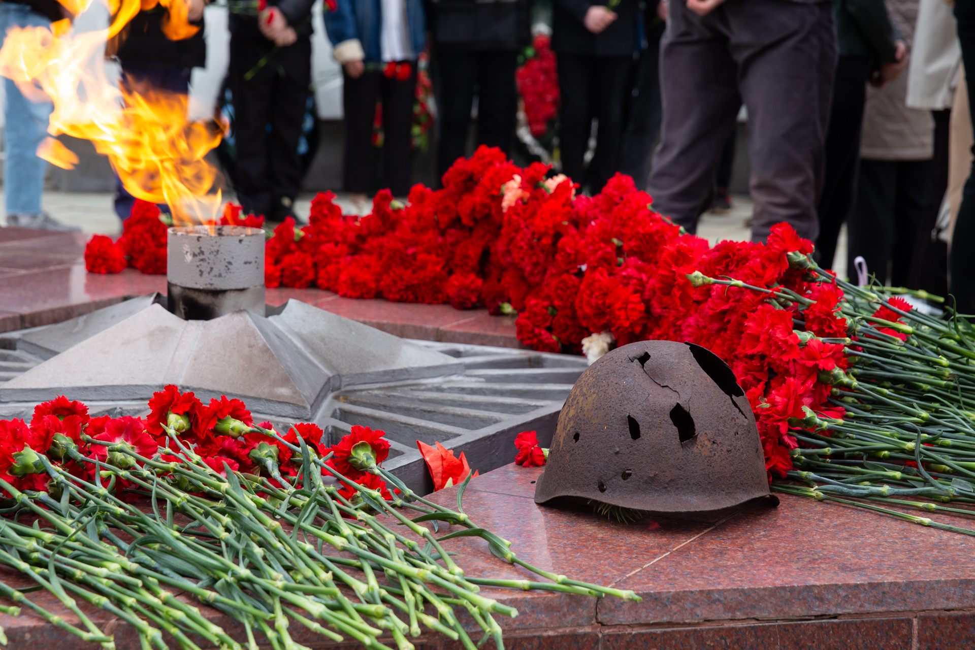 Верните память вернитесь. Память о войне. Память павшим в Великой Отечественной. Памяти павших. С днем памяти павших на Великой Отечественной войне.