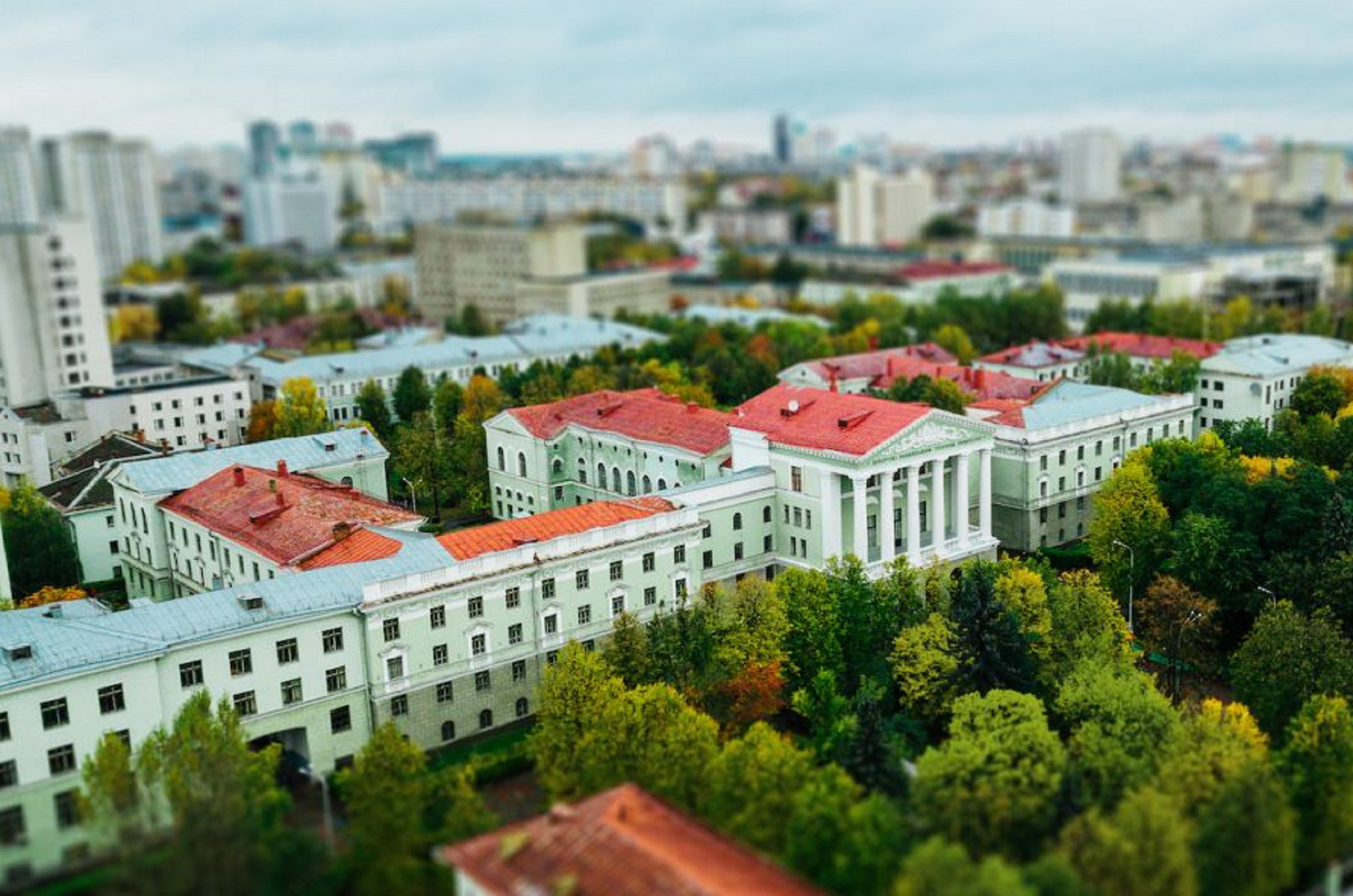 Белорусский политехнический институт. БНТУ Минск. Технический универ, БНТУ. Вуз Беларуси фото.