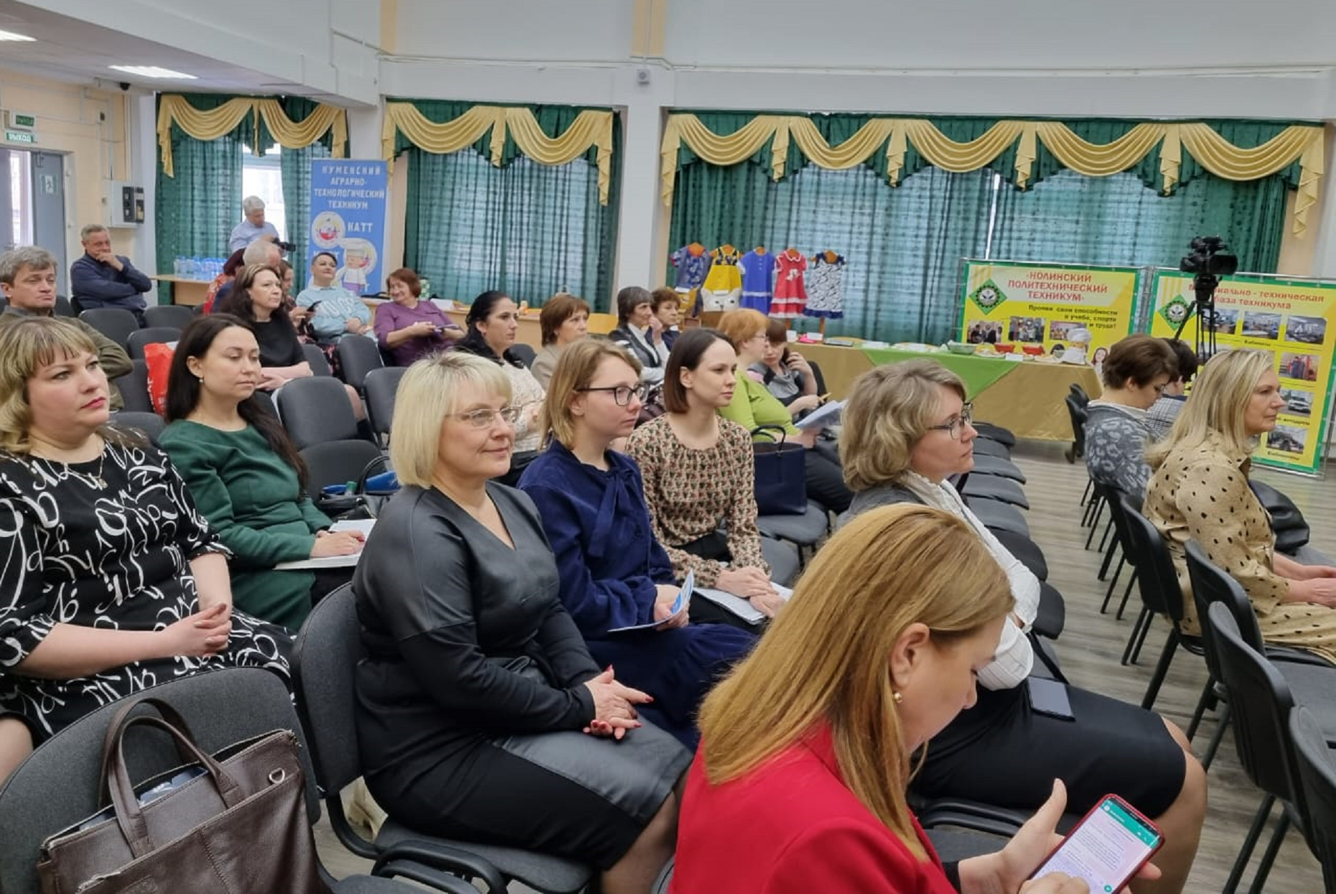Специалисты РУМЦ ВятГУ рассказали, как готовить педагогов, работающих с лицами с ОВЗ и инвалидностью