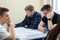 Студенты ВятГУ тренируются вместе с чемпионами по «Инженерному проектированию»