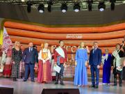 Студентка и выпускник ВятГУ сыграли свадьбу в День Кировской области на выставке-форуме «Россия»