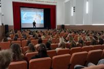 Шанс проявить себя: в ВятГУ презентовали шестой сезон проекта «Твой Ход»