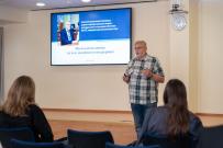 Доцент ВятГУ обучил молодых парламентариев региона приемам ораторского искусства 