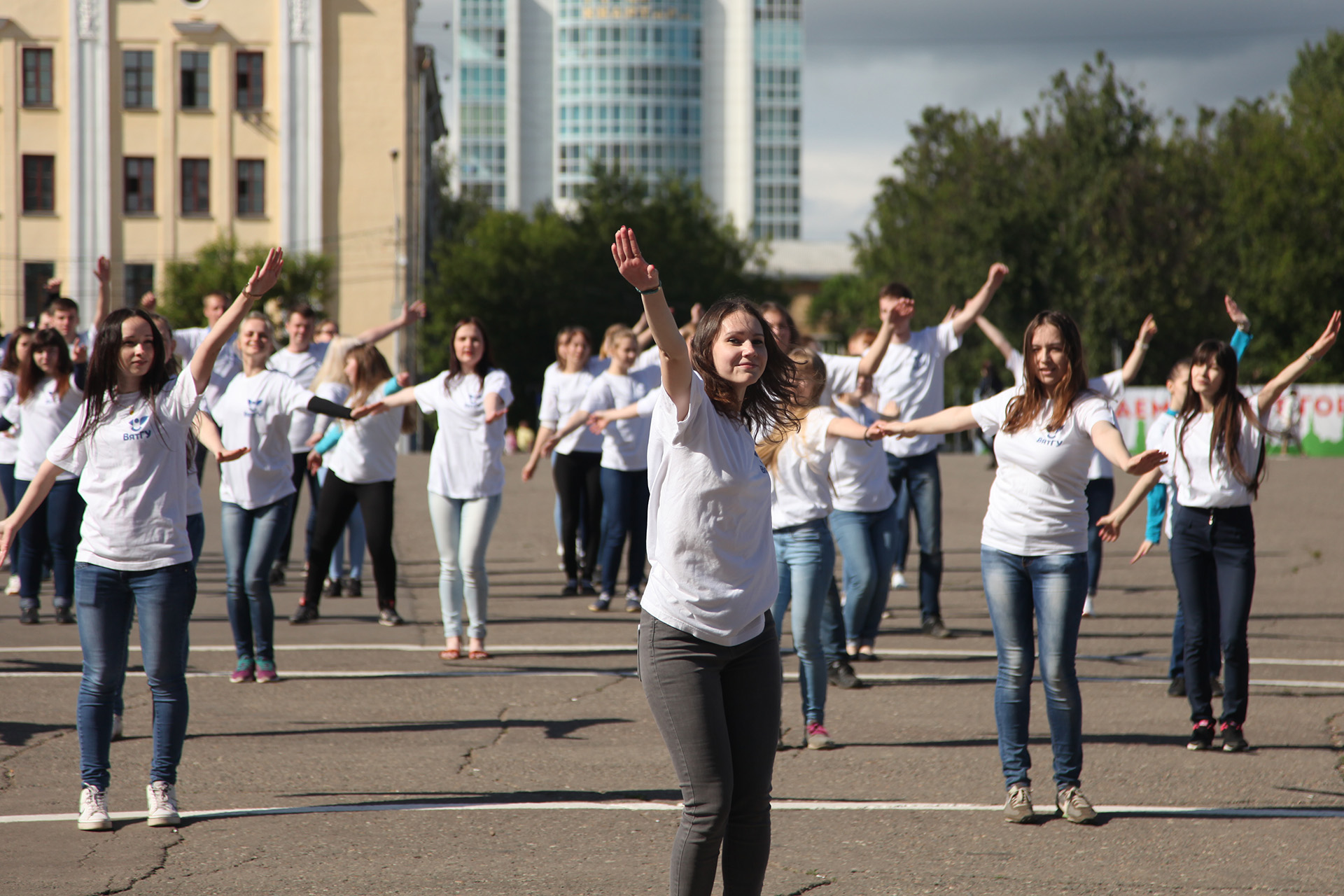 Студенты ВятГУ призвали кировчан беречь экологию
